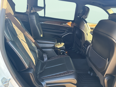 2022 Jeep Grand Cherokee L Summit