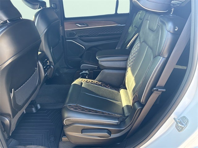 2022 Jeep Grand Cherokee L Summit