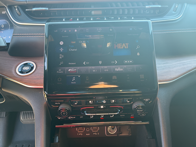 2022 Jeep Grand Cherokee L Summit