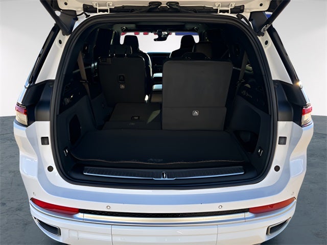 2022 Jeep Grand Cherokee L Summit