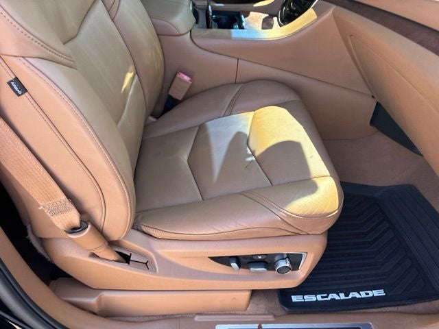 2017 Cadillac Escalade ESV Platinum Edition