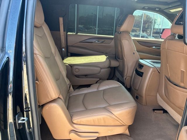 2017 Cadillac Escalade ESV Platinum Edition