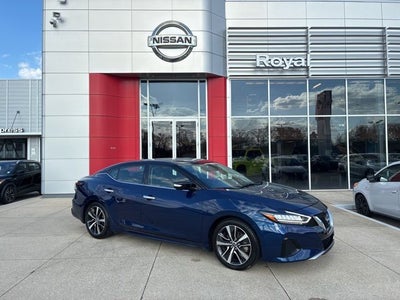 2023 Nissan Maxima SV