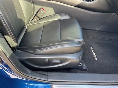 2023 Nissan Maxima SV