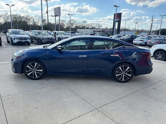 2023 Nissan Maxima SV