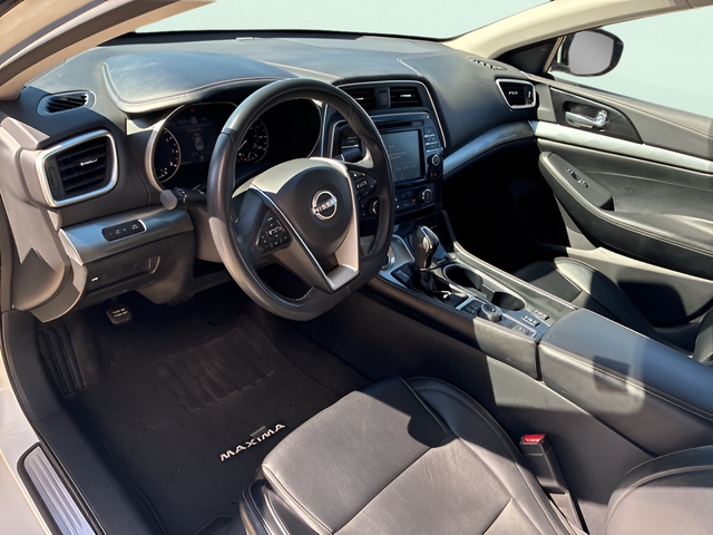 2023 Nissan Maxima SV