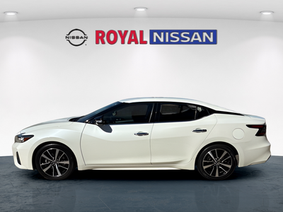 2023 Nissan Maxima SV