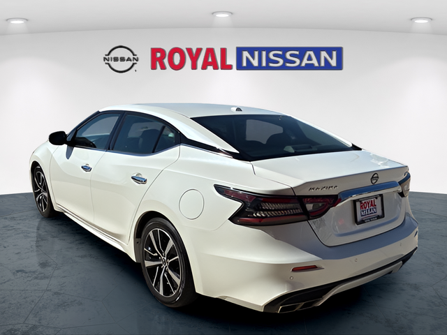 2023 Nissan Maxima SV