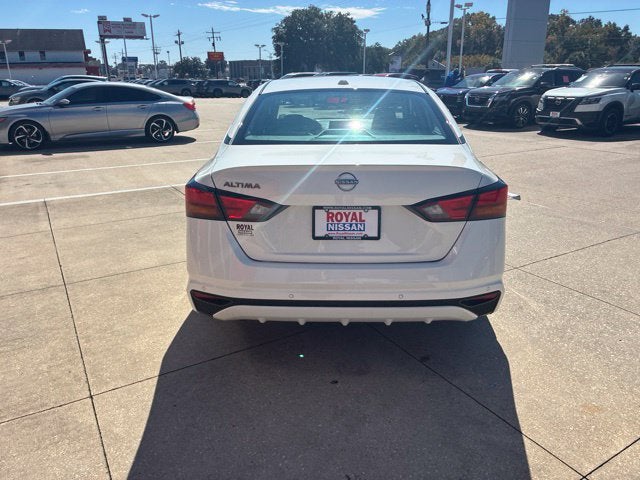 2025 Nissan Altima S