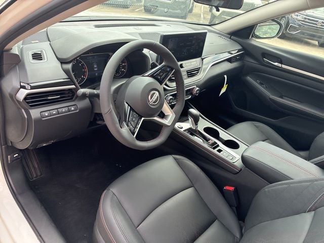 2026 Nissan Altima SR