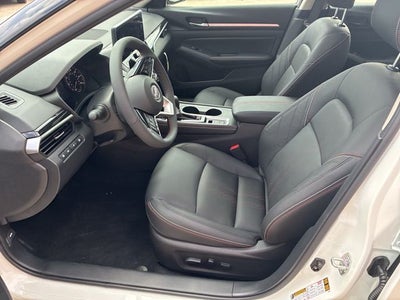 2026 Nissan Altima SR