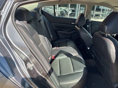 2022 Nissan Altima SR
