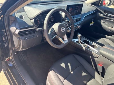 2026 Nissan Altima SR