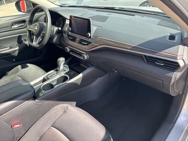 2024 Nissan Altima SV