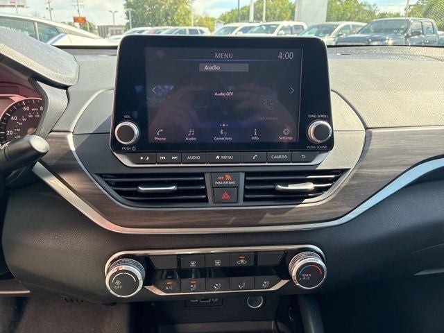 2024 Nissan Altima SV