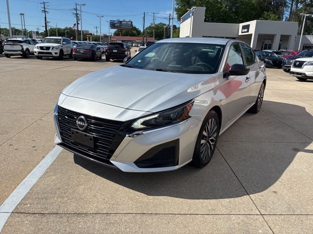 2024 Nissan Altima SV