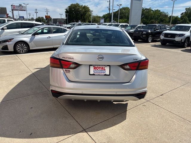 2024 Nissan Altima SV