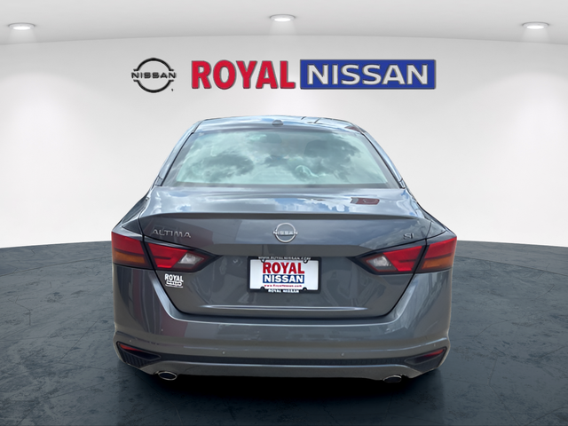 2025 Nissan Altima SL