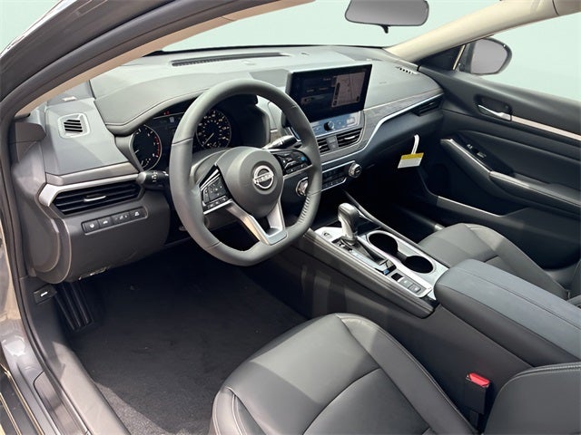 2025 Nissan Altima SL