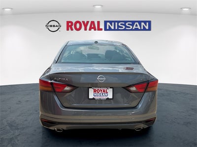 2025 Nissan Altima SL