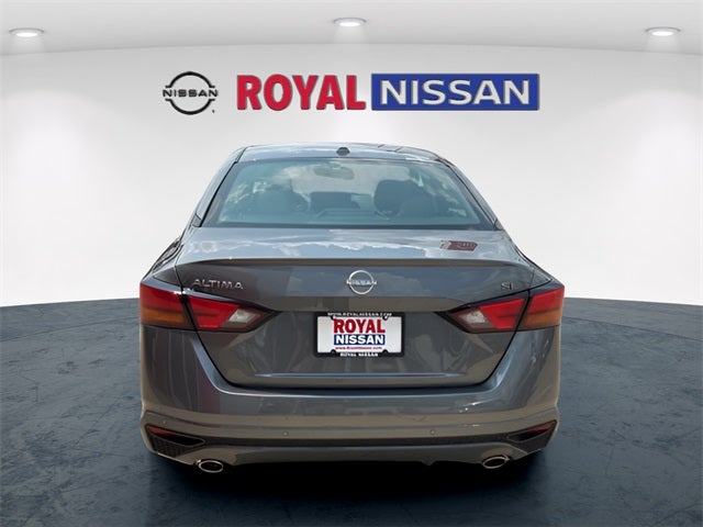 2025 Nissan Altima SL