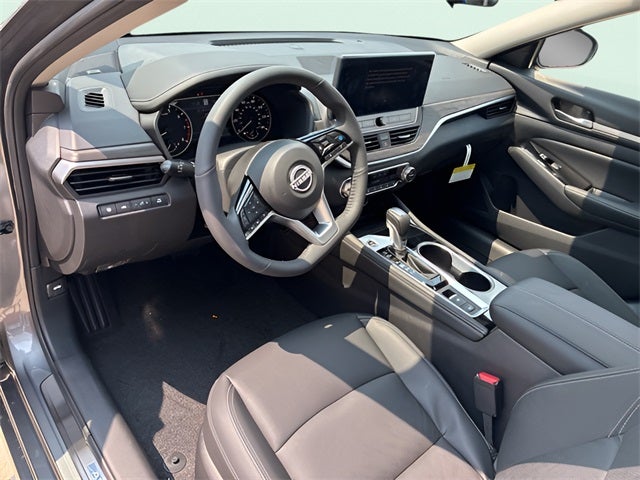 2025 Nissan Altima SL