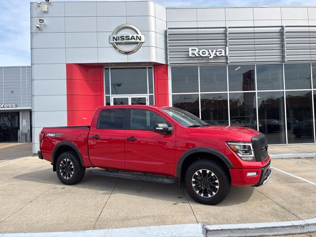 2024 Nissan Titan PRO-4X