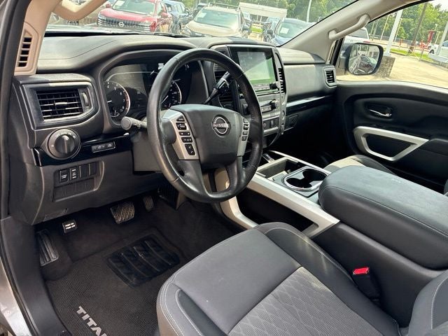 2024 Nissan TITAN Crew Cab SV