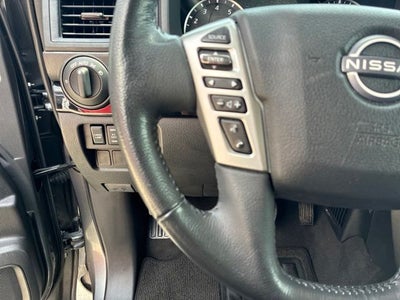 2024 Nissan TITAN Crew Cab SV