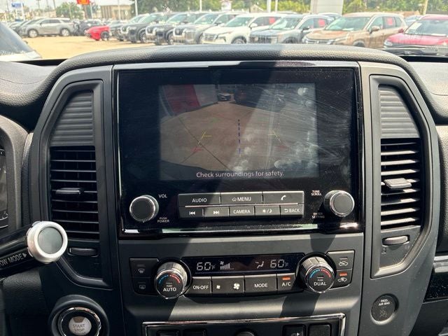 2024 Nissan TITAN Crew Cab SV