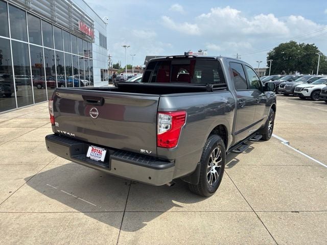2024 Nissan TITAN Crew Cab SV