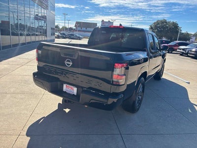 2025 Nissan Frontier Crew Cab SV