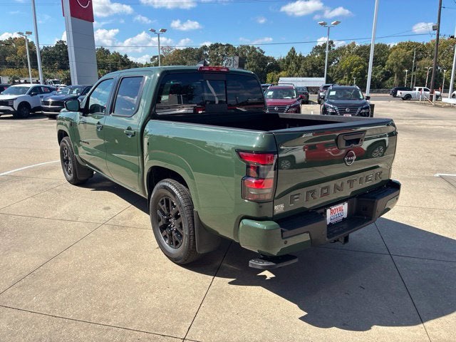 2027 Nissan Frontier Crew Cab SV