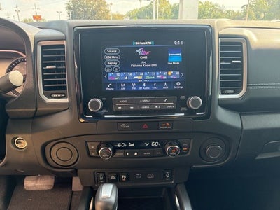 2024 Nissan Frontier Crew Cab SV