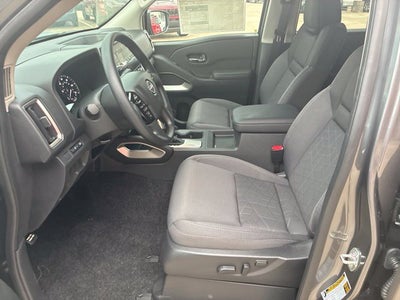 2027 Nissan Frontier Crew Cab SV