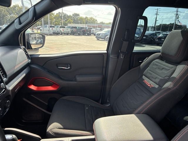 2024 Nissan Frontier Crew Cab PRO-X®