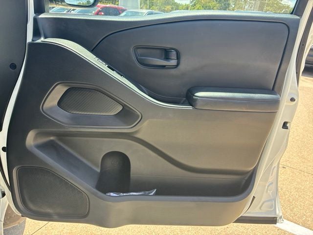 2025 Nissan Frontier Crew Cab S