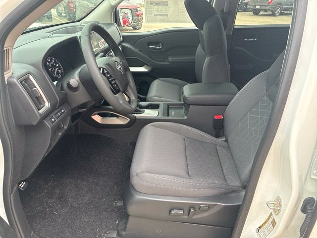 2027 Nissan Frontier Crew Cab SV