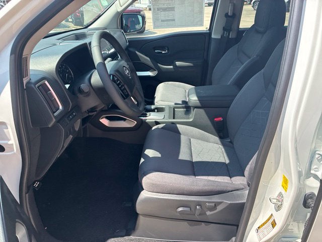 2027 Nissan Frontier Crew Cab SV
