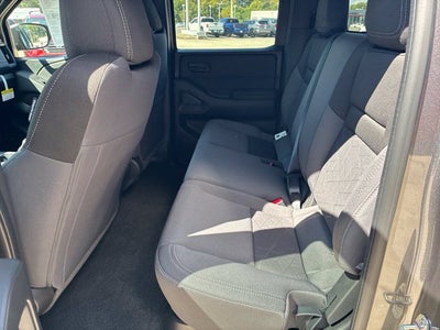2027 Nissan Frontier Crew Cab SV