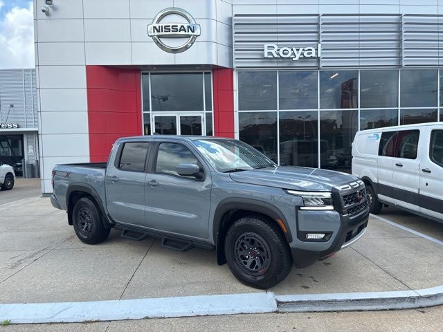 2025 Nissan Frontier PRO-X Crew Cab 4X2's photo