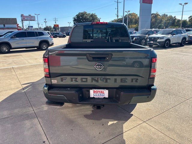 2027 Nissan Frontier Crew Cab SV