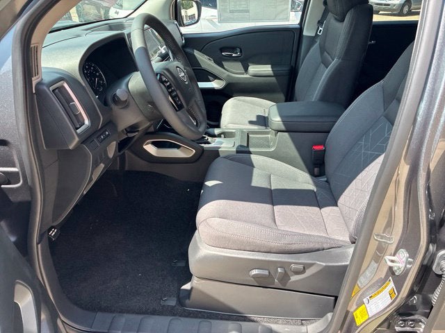 2027 Nissan Frontier Crew Cab SV