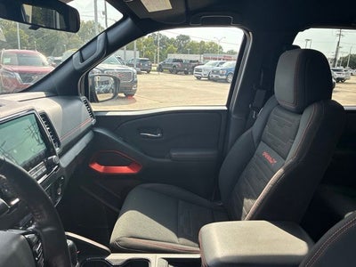 2022 Nissan Frontier Crew Cab PRO-X®