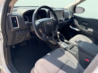 2026 Nissan Frontier Crew Cab SV