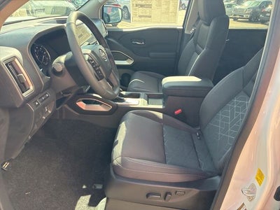 2026 Nissan Frontier Crew Cab SV