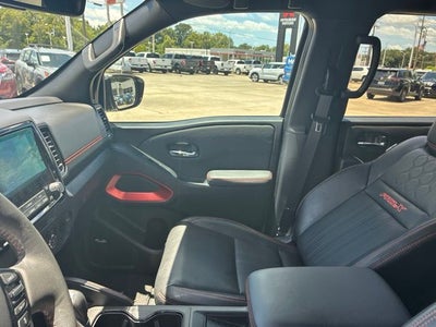 2023 Nissan Frontier Crew Cab PRO-X®