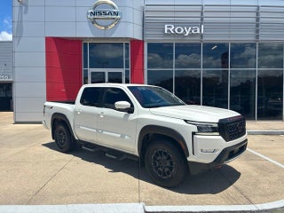 2023 Nissan Frontier Crew Cab PRO-X®