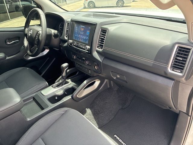 2024 Nissan Frontier Crew Cab SV
