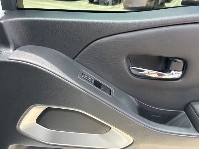 2024 Nissan Frontier Crew Cab SV